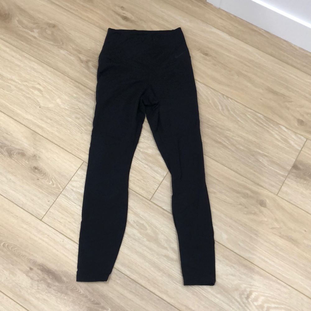Nike legendary dri-fit compression leggings